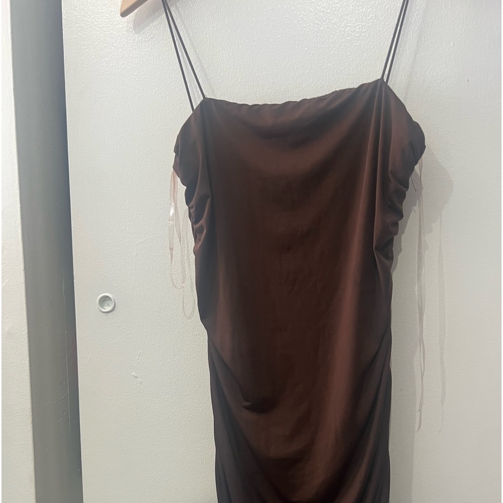 Spaghetti strap brown scrunched dress